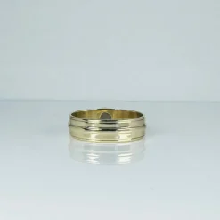 Bague en or jaune avec quartz fumé à facettes rondes