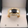 Bague en or jaune avec saphir et diamant