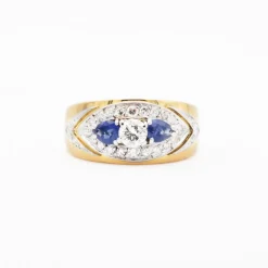 Bague en or jaune avec saphirs et diamants
