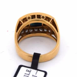Bague en or jaune avec saphir et diamant