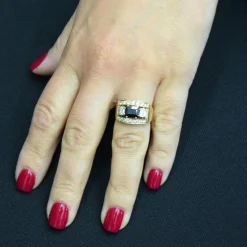 Bague en or jaune avec saphir et diamant