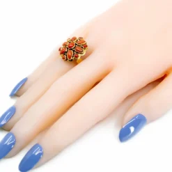 Bague en or jaune corail 14 carats avec grappe de fleurs
