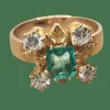 Bague en or jaune de style victorien, émeraude, diamants