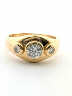 Bague en or jaune diamants