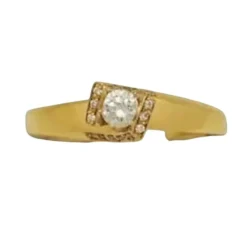 Bague en Or jaune, diamants
