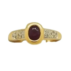 Bague en or jaune, diamants, rubis