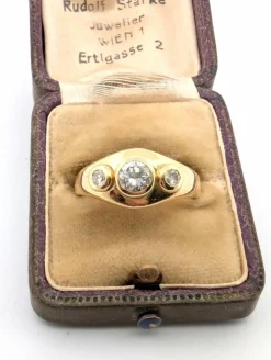 Bague en or jaune diamants