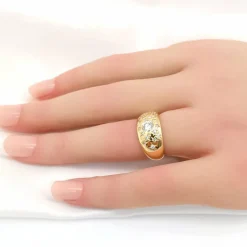 Bague en or jaune diamants