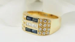 Bague en or jaune, diamants et saphirs