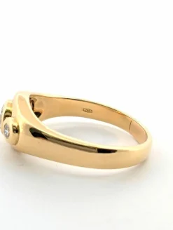 Bague en or jaune diamants