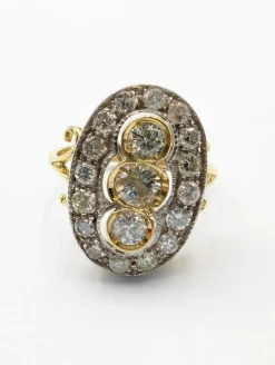 Bague en or jaune et blanc avec ancienne mine et huit huit diamants