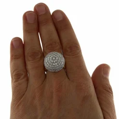 Bague en or jaune et blanc avec pavé de diamants de 3,00 ct