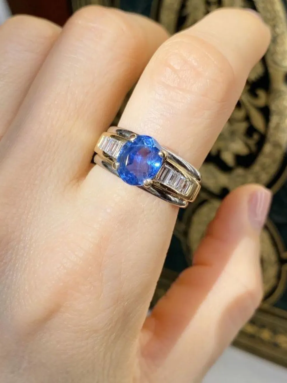 Bague en or jaune et blanc 18K saphir et diamants