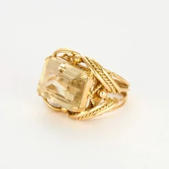 Bague en or jaune et citrine
