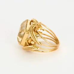 Bague en or jaune et citrine
