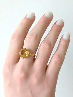 Bague en or jaune et citrine