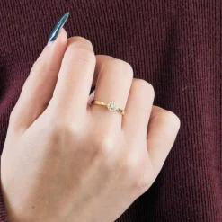 Bague en or jaune et diamants