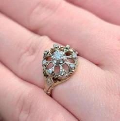 Bague en or jaune et diamants