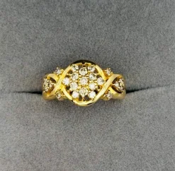 Bague en or jaune et diamants