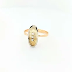 Bague en or jaune et diamants
