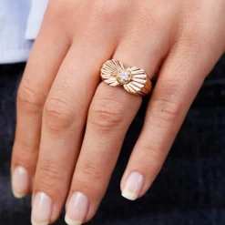 Bague en or jaune et diamant
