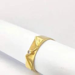 Bague en or jaune et diamant