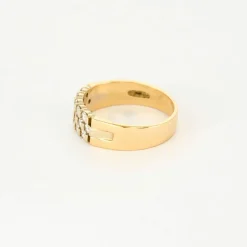 Bague en or jaune et diamants