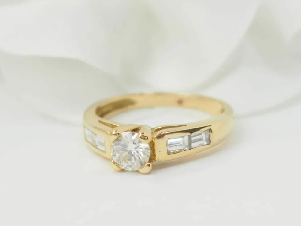 Bague en or jaune et diamants 0.35cts