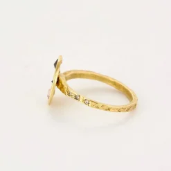 Bague en or jaune et diamants