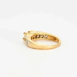Bague en or jaune et diamants