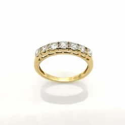 Bague en or jaune et diamants