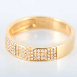 Bague en or jaune et diamants