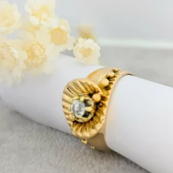 Bague en or jaune et diamant