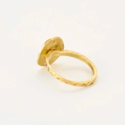Bague en or jaune et diamants