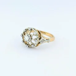Bague en or jaune et diamants