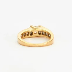 Bague en or jaune et diamants