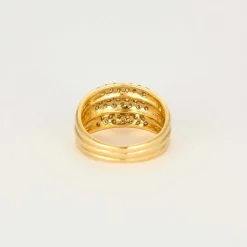 Bague en or jaune et diamants