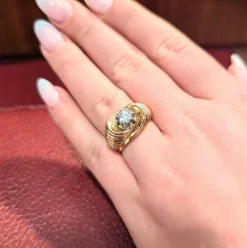 Bague en or jaune et diamant