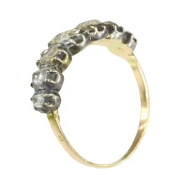 Bague en or jaune et diamant