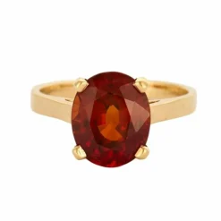 Bague en or jaune et grenat spessartite