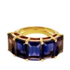 Bague en or jaune et iolite