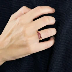 Bague en or jaune et rubis