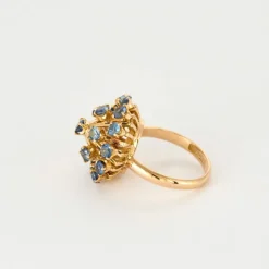 Bague en or jaune et saphirs