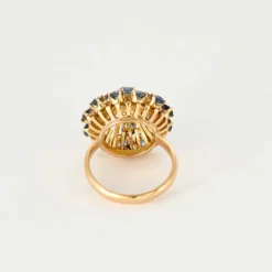 Bague en or jaune et saphirs