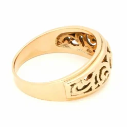 Bague en or jaune filigrané