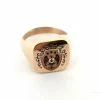Bague en or jaune massif avec armoiries nobles