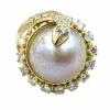 Bague en or jaune, perle mabé et diamants