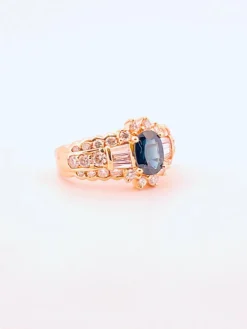 Bague en Or jaune, Saphir et Diamants