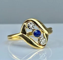 Bague en or jaune saphir et diamants