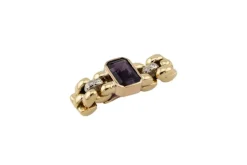 Bague en or jaune tendre avec pierre violette